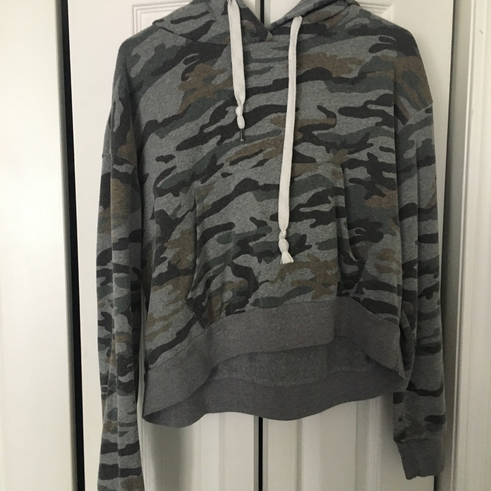 Pullover - Picture 2 of 2